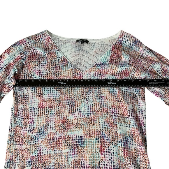 Leo & Ugo Women’s Sweater Multi Color Size 8-10 Jeweled 3/4 Sleeve Top - Picture 8 of 14